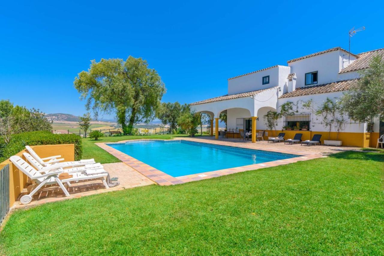 Alterhome Private Villa Cortijo Sierra Y Lago 아르코스델라프론테라 외부 사진
