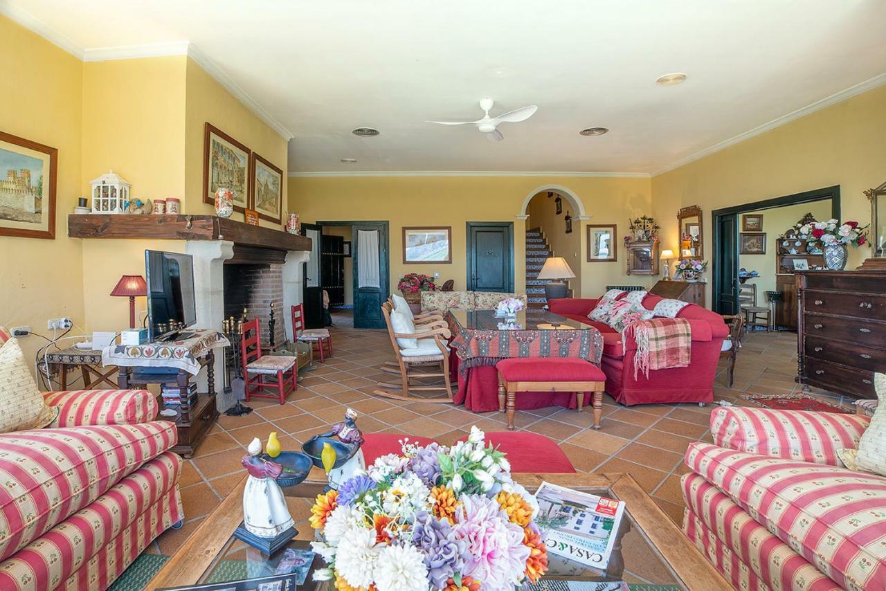 Alterhome Private Villa Cortijo Sierra Y Lago 아르코스델라프론테라 외부 사진